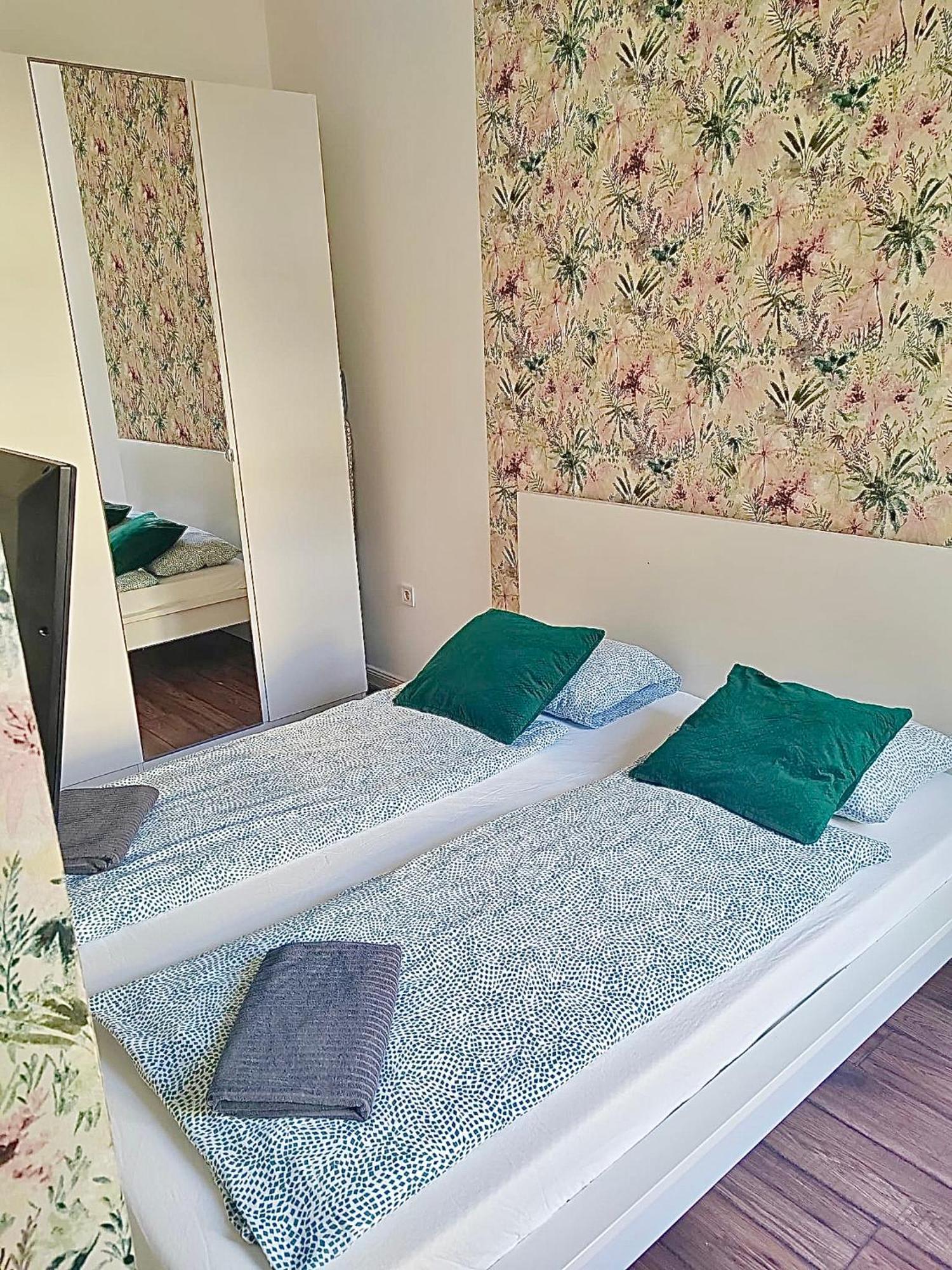 Home R574 #Freeparking Budapest Luaran gambar